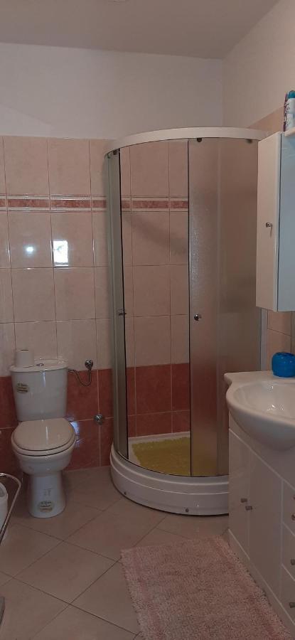 Apartment Rb Omišalj Eksteriør billede