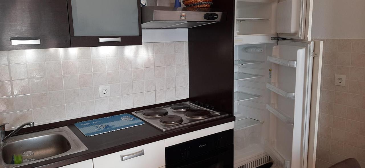Apartment Rb Omišalj Eksteriør billede