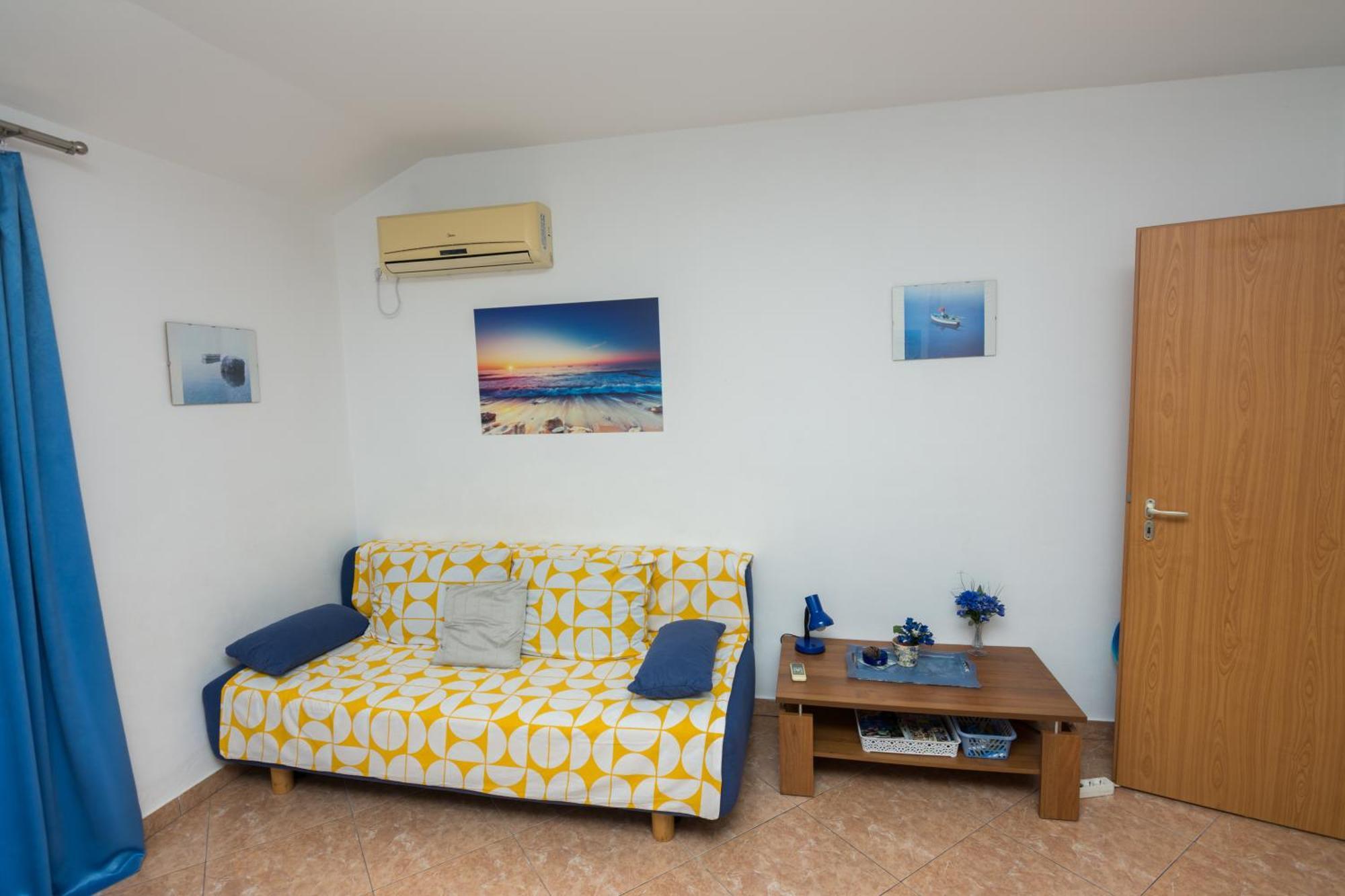 Apartment Rb Omišalj Eksteriør billede