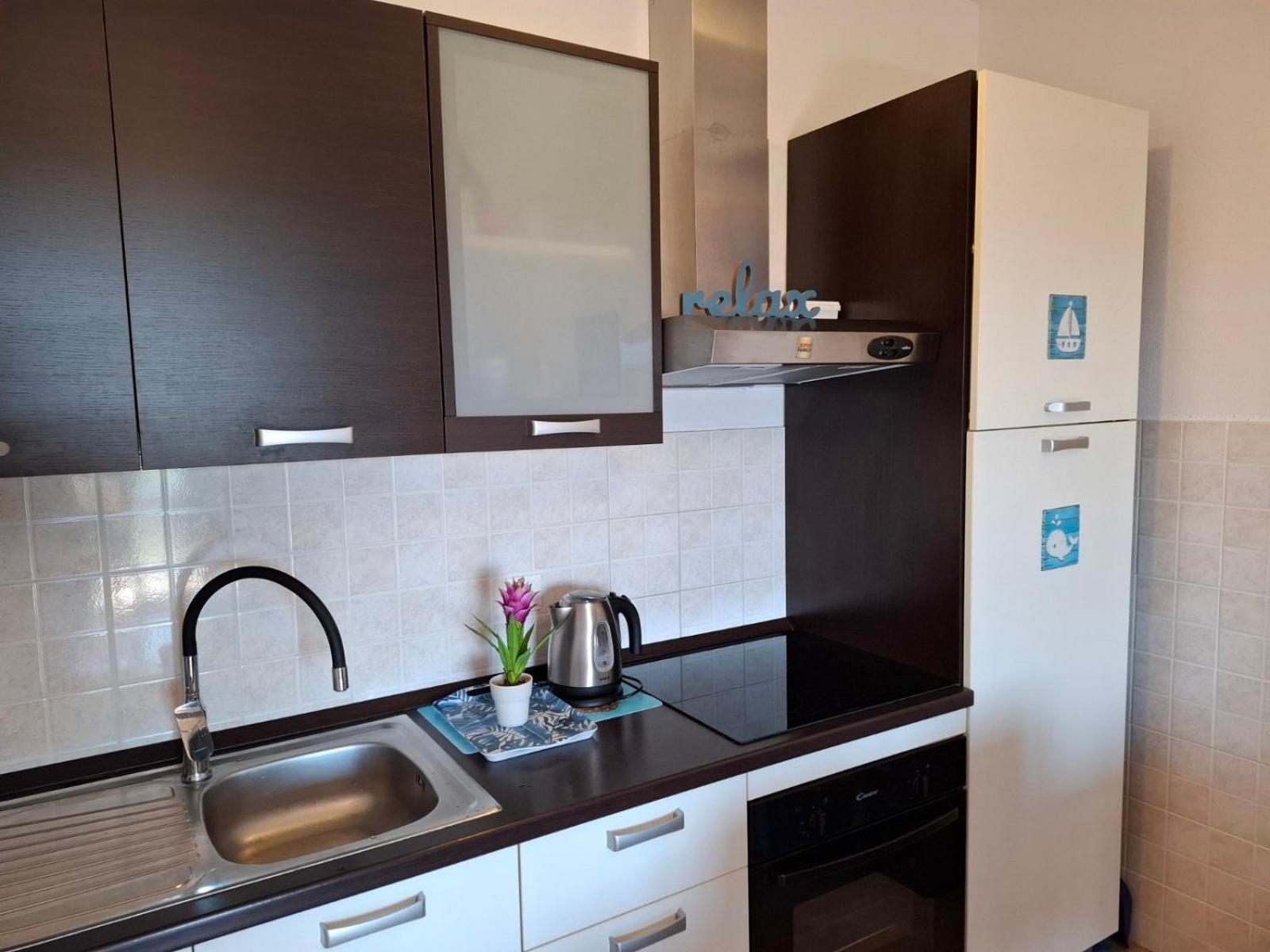 Apartment Rb Omišalj Eksteriør billede